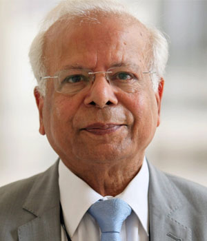 Dr. Ishrat Hussain